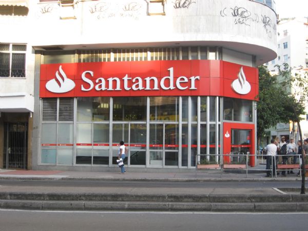 Banco Santander ter que pagar R$ 20 mil a ex-funcionria discriminada por ser sindicalista