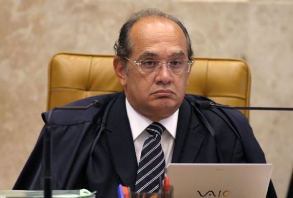 Mato grossense, Gilmar Mendes sugere que dilogos grampeados de Dilma podem ser objeto de processo de impeachment