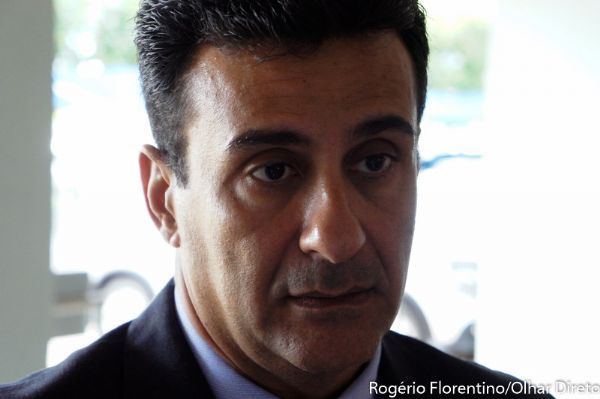 Mauro Zaque instaura inqurito para investigar progresses de servidores da PGJ