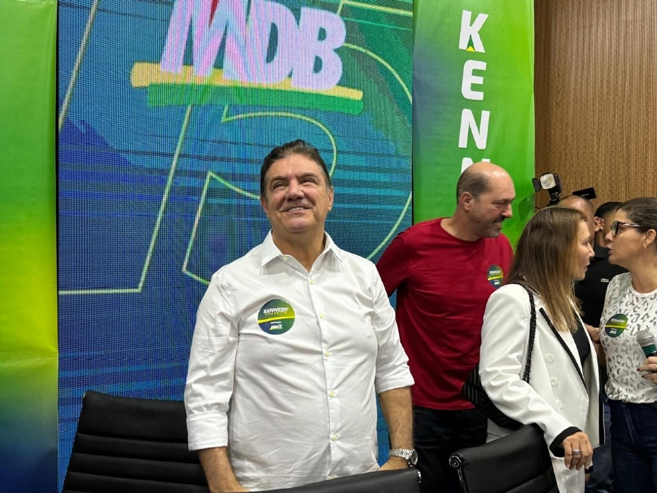 PL processa Emanuel e Kennedy por 'propagandas' no site da prefeitura e sinaliza pedido para cassar candidatura