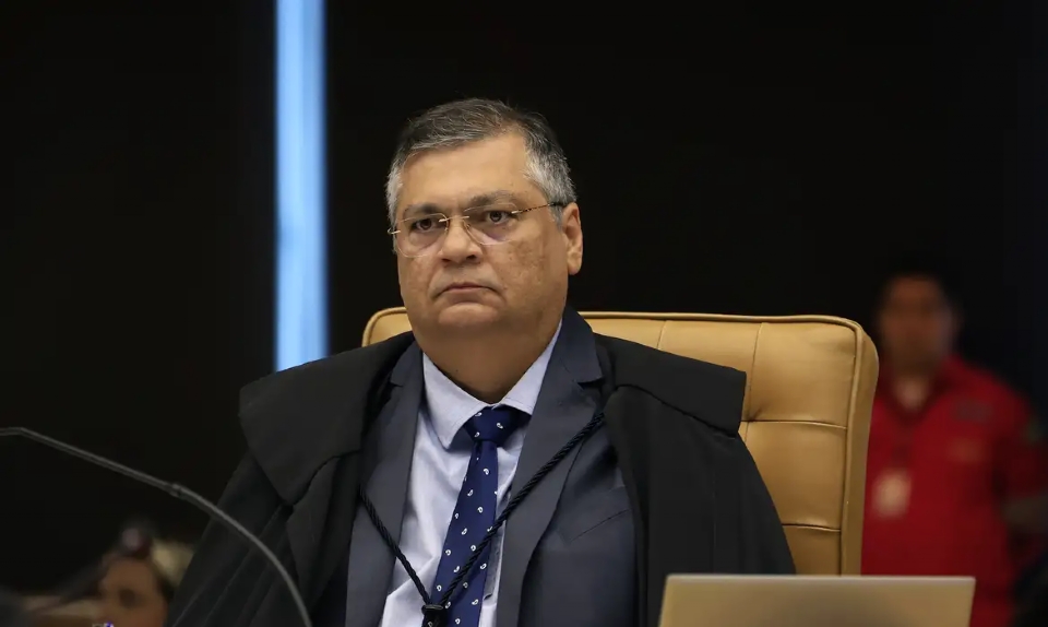 Ex-diretor financeiro do Sesc tenta encerrar apurao sobre fraudes em obras de R$ 2.1 milhes, mas Dino nega