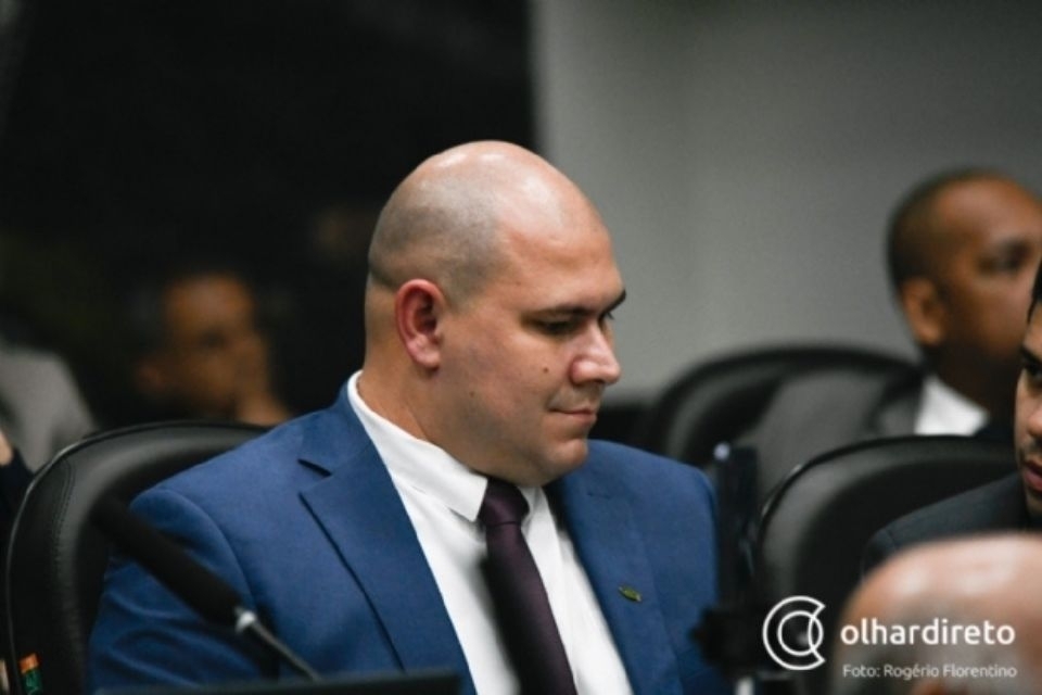 Juiz mantm multa de R$ 15 mil por Ablio publicar fake news nas redes sociais