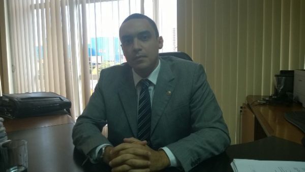 Procurador-chefe do MPT diz que PEC da Terceirizao foi aprovada na Cmara com 